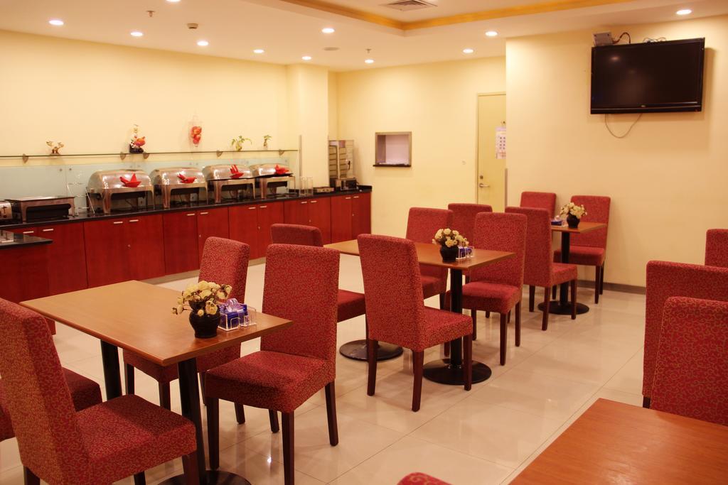 Hanting Express Wuhan Jiang Han Road Walking Street エクステリア 写真